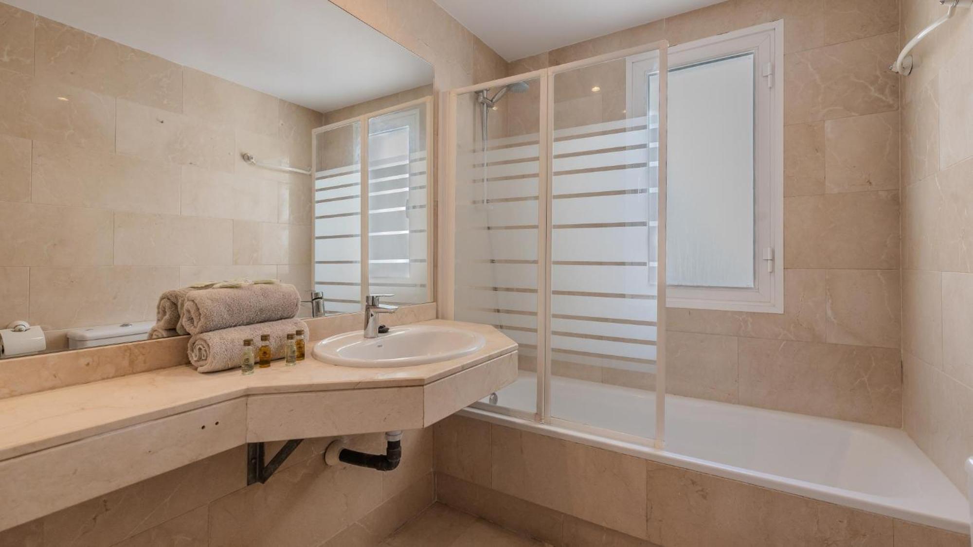 Apartment Mediterranean Getaway Seaviews At Puerto Banus
