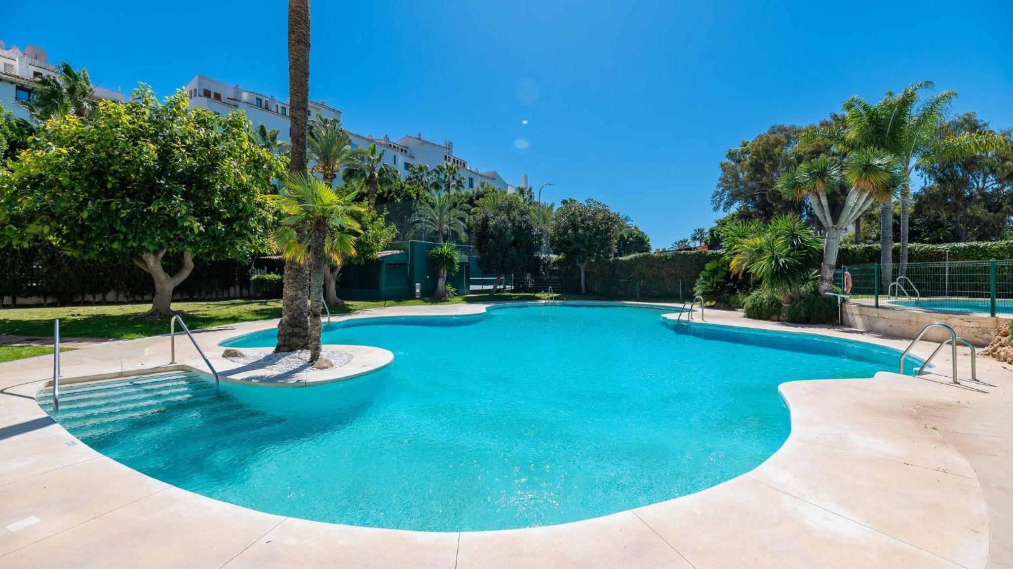 Apartment Mediterranean Getaway Seaviews At Puerto Banus Marbella